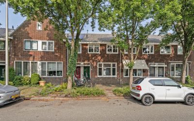 Onder de Bo. 76