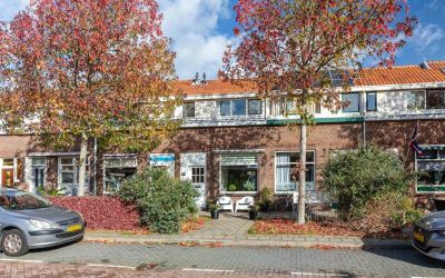 Constantijn. 18