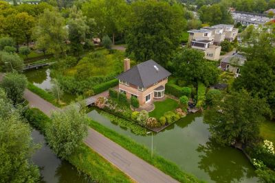 Bloemendaal. 36