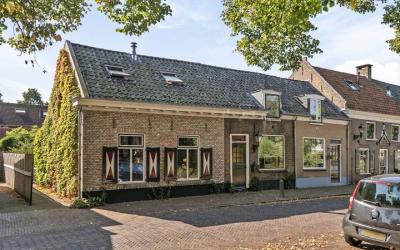 Dorpsstraat 33