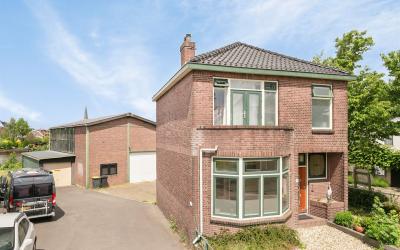 Dorpsstraat 31