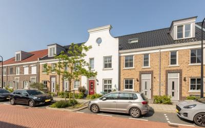 Uivernest 9