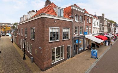 Doelenstraat 1