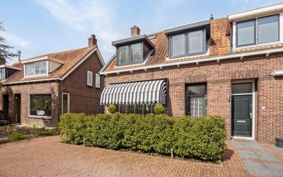 Rijskade 8