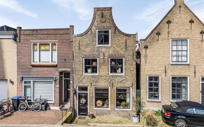 Dorpsstraat 24