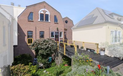 Voorstraat 6
