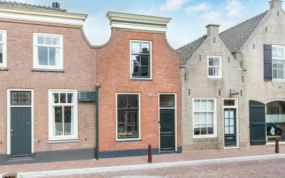Hoogstraat 32