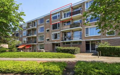 Burgemeeste. 360