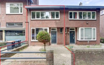 Oranjestraat 42