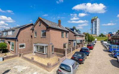 de Wetstraat 21