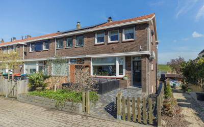 Rijksstraat. 242