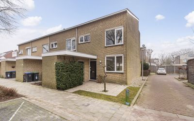 Willem-Alex. 46