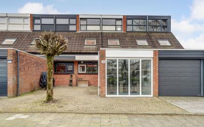 Willem-Alex. 148