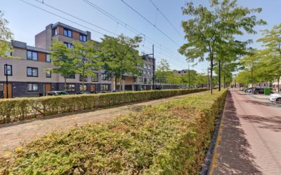 Avenue Carr. 214