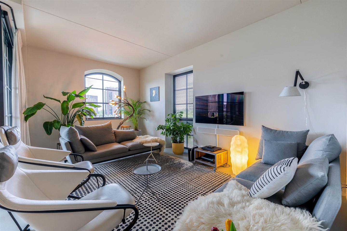 Appartement te koop: Abraham Tuschinskistraat 28, Rotterdam