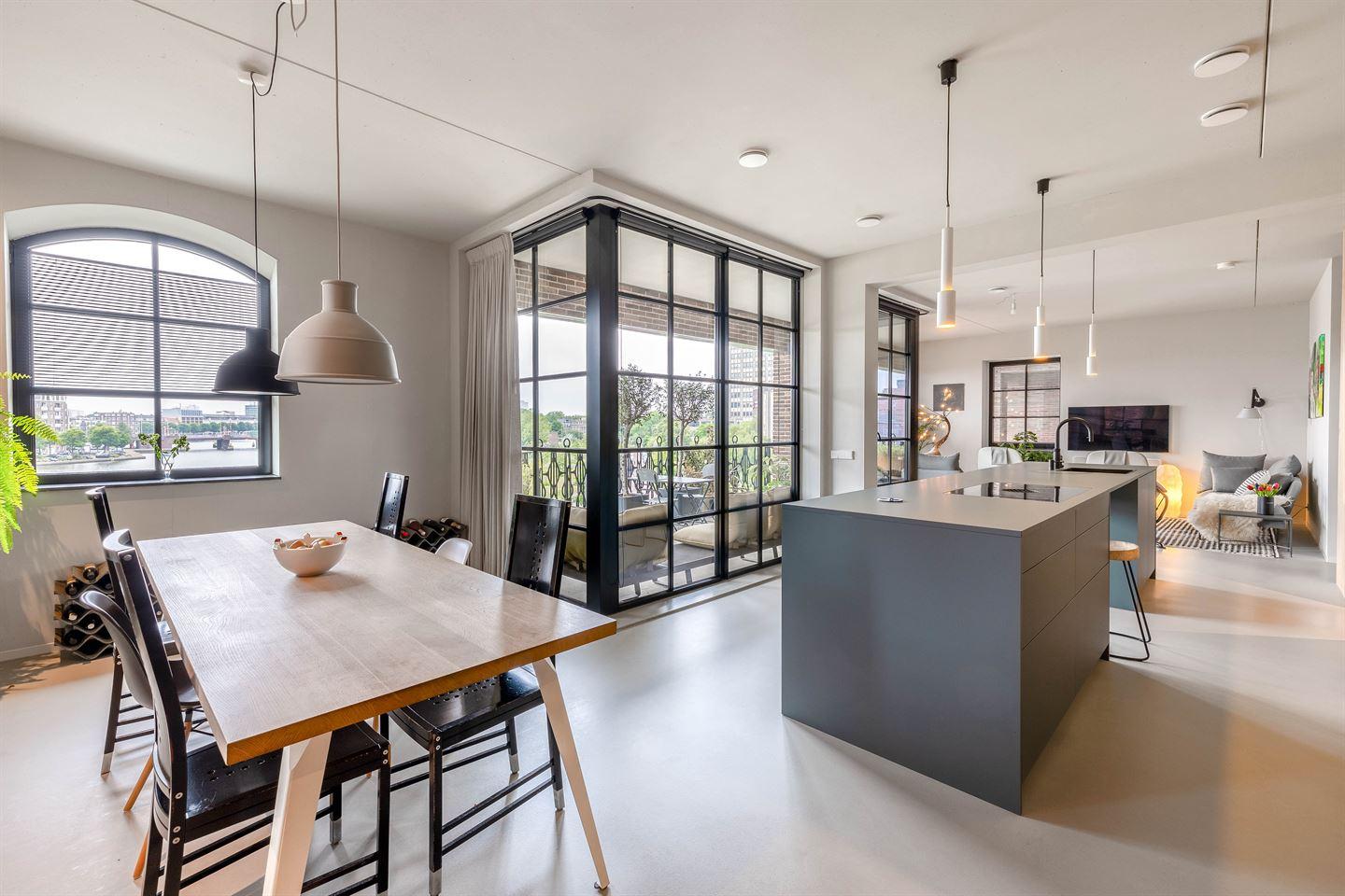 Appartement te koop: Abraham Tuschinskistraat 28, Rotterdam
