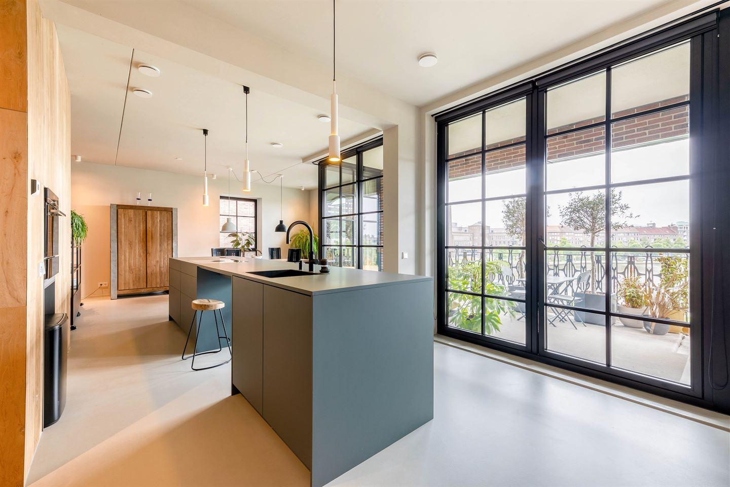 Appartement te koop: Abraham Tuschinskistraat 28, Rotterdam