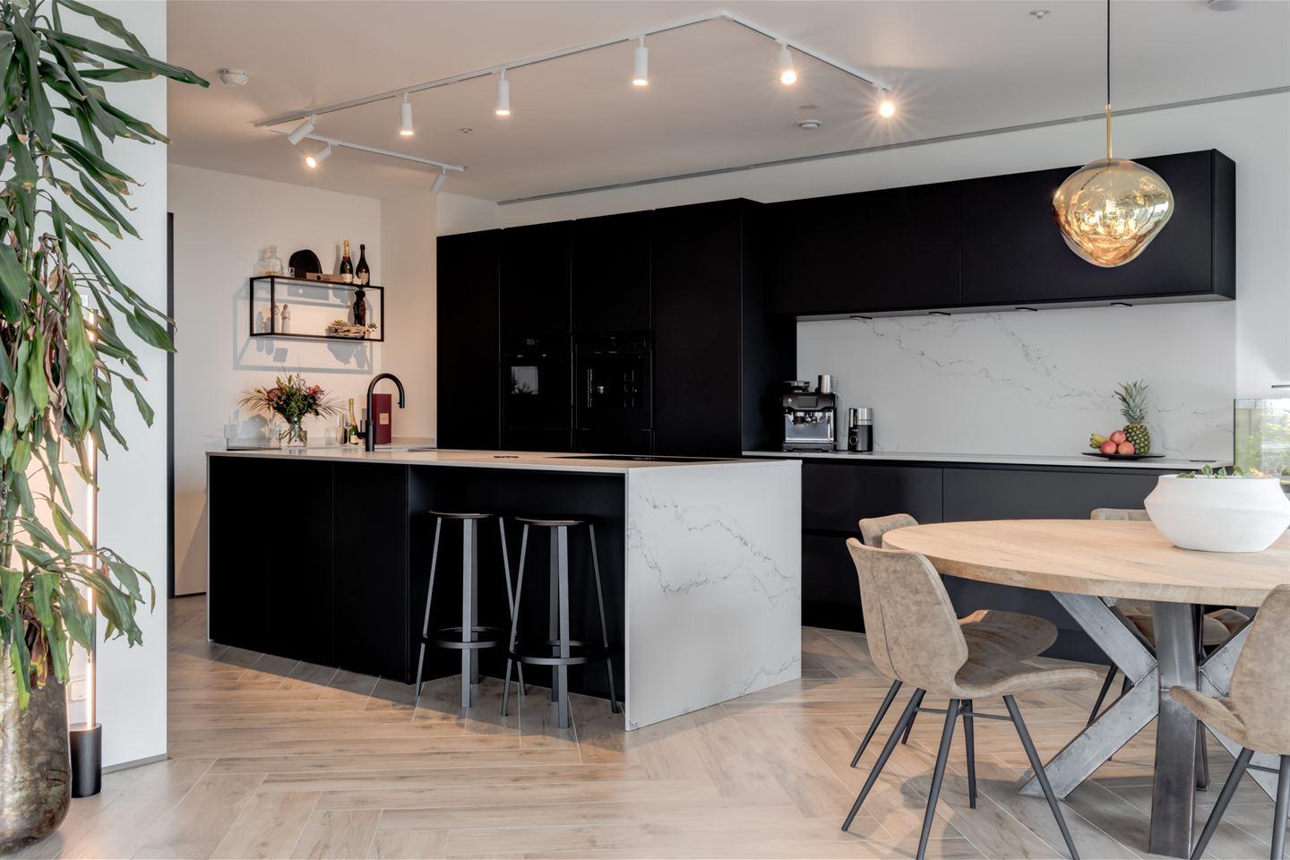 Appartement te koop: Houtlaan 93, Rotterdam