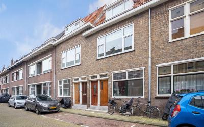 Grote Werfs. 25-B