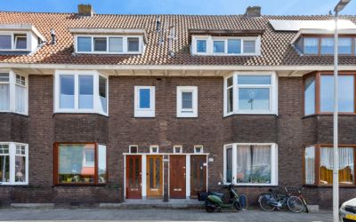 Pieter van. 30-B