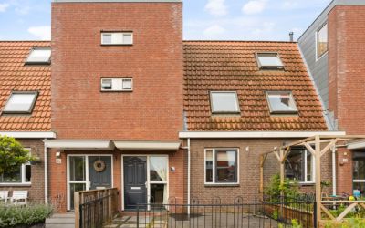 Oranjestraat 27