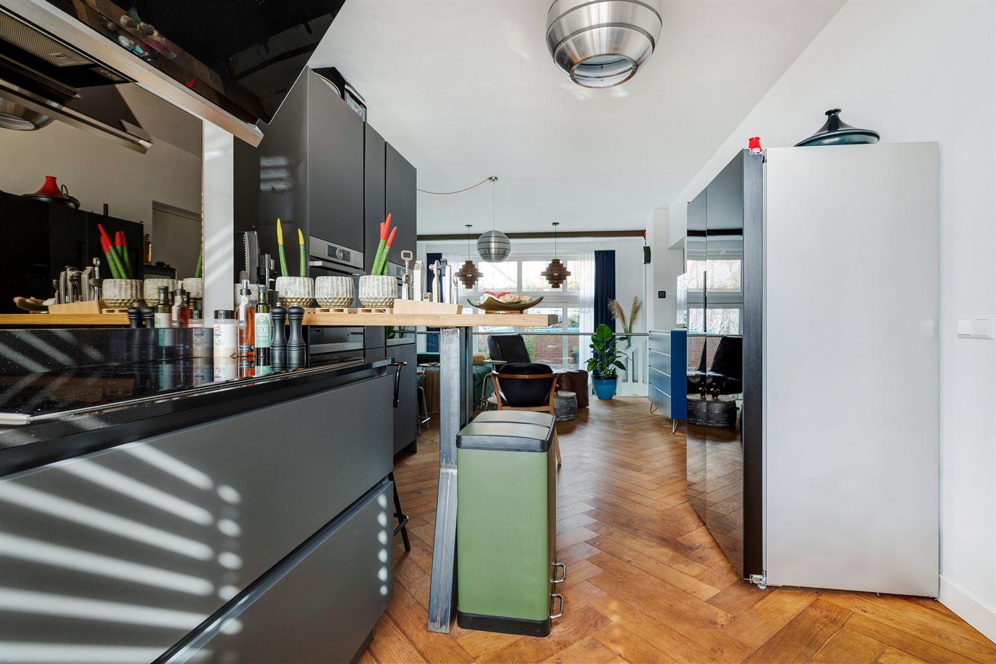 Appartement te koop: Overschieseweg 8A, Rotterdam