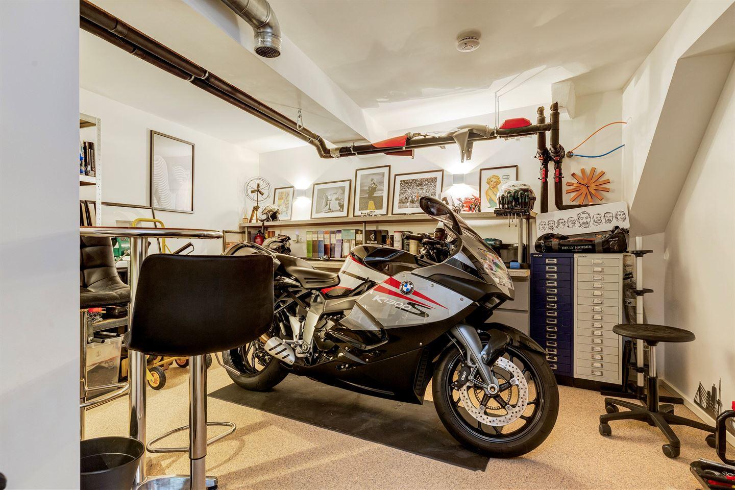 Appartement te koop: Overschieseweg 8A, Rotterdam