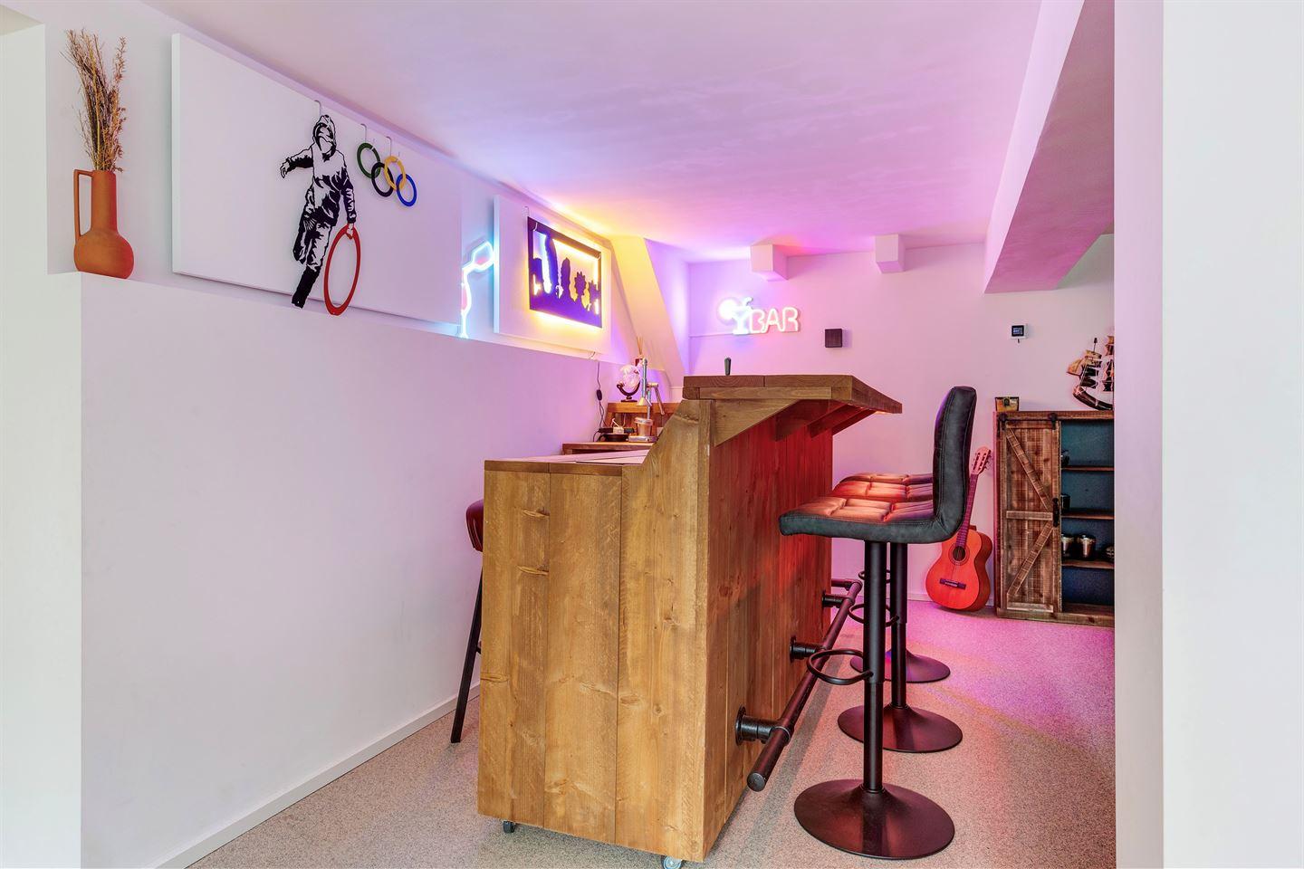 Appartement te koop: Overschieseweg 8A, Rotterdam