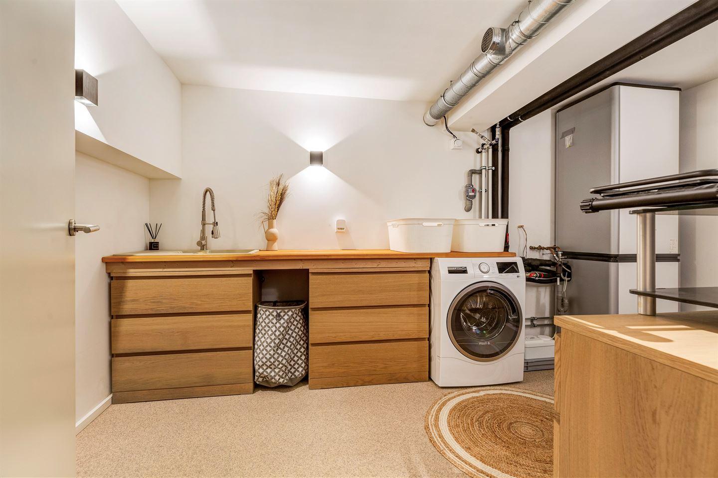 Appartement te koop: Overschieseweg 8A, Rotterdam