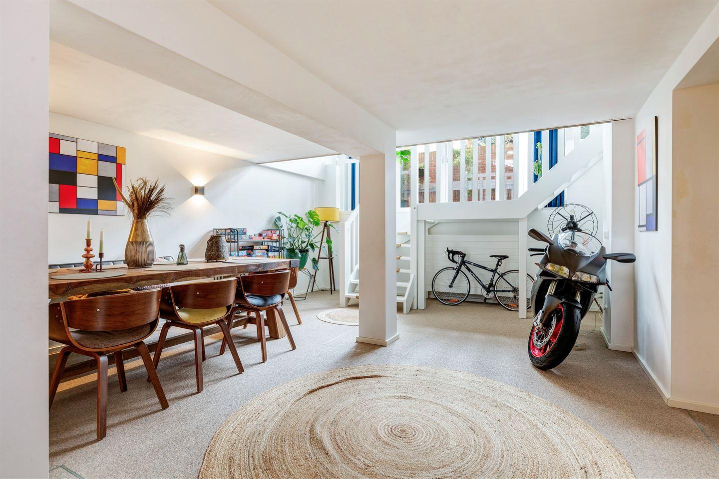 Appartement te koop: Overschieseweg 8A, Rotterdam