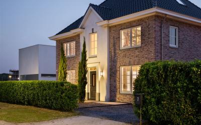 Van Leeuwen. 7