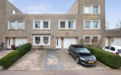Henk Bruint. 8