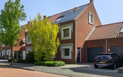 Piet Begeer. 24