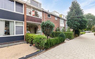 Van der Hel. 10