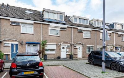Basrastraat 6