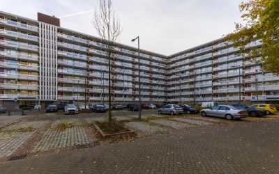 Zernikeplaa. 60