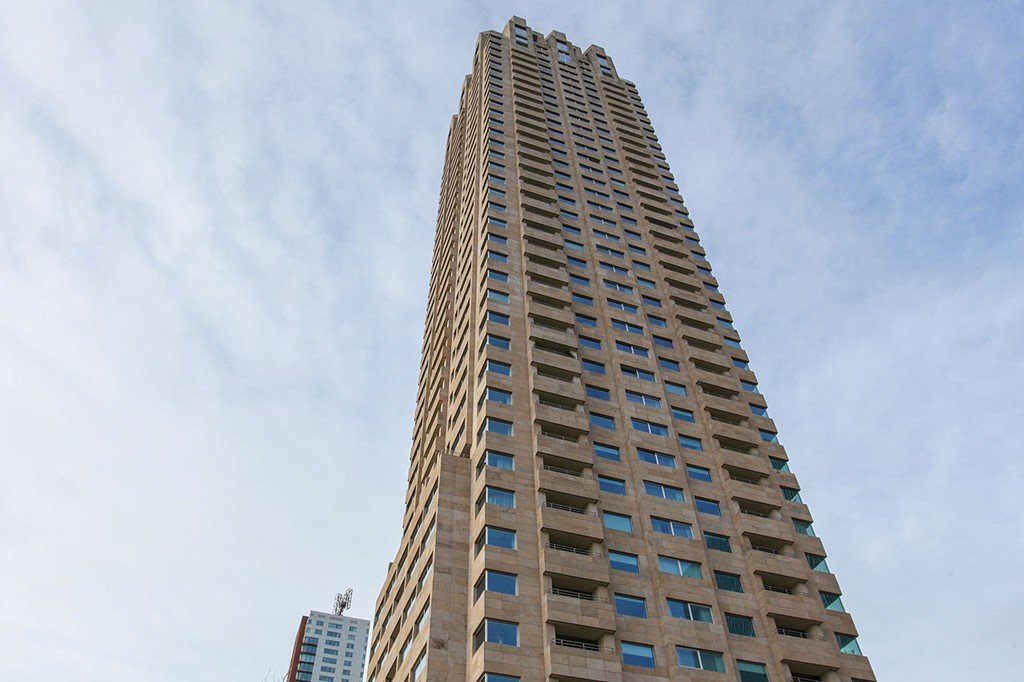 Appartement te huur: Van der Hoevenplein 61, Rotterdam