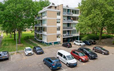 Platostraat 136