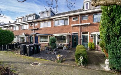 Van Brienen. 26