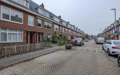 Nieuwenhoor. 75-A