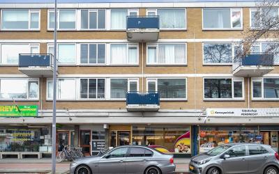 Krabbendijk. 83