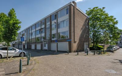 Sint-Maarte. 72