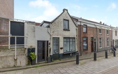 Oosterstraat 90