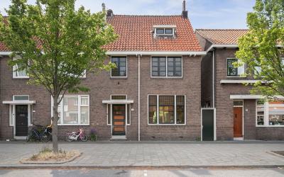 Jan van Ave. 13