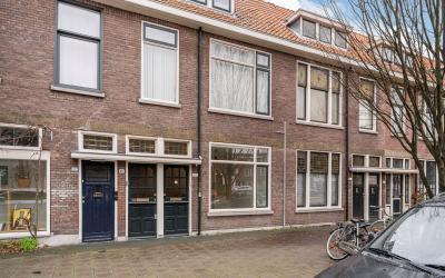 Jan van Ave. 39-B