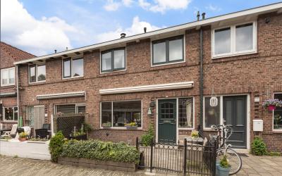Spoorbaanst. 17