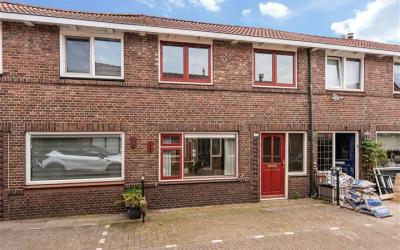 Spoorbaanst. 22