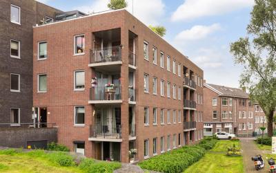 Hoogstraat 4