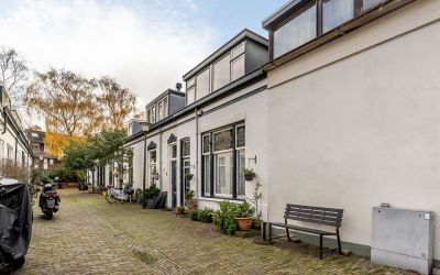Dwarssteeg 2
