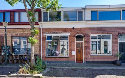 Oranjestraat 8